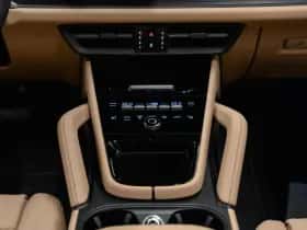 Porsche Cayenne (0) thumbnail 38
