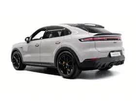 Porsche Cayenne (0) thumbnail 3