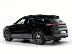 Porsche Cayenne (0) thumbnail 3