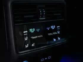 Porsche Cayenne (0) thumbnail 52