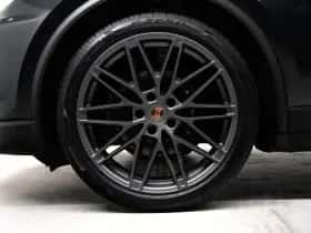 Porsche Macan (0) thumbnail 13