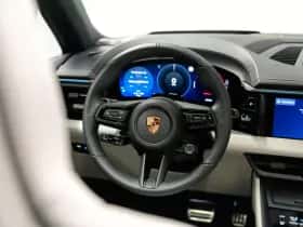 Porsche Macan (0) thumbnail 28