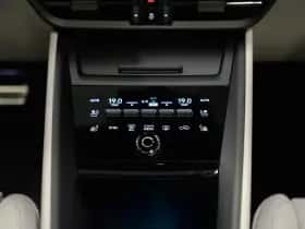 Porsche Macan (0) thumbnail 32