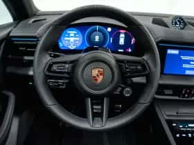 Porsche Macan (0) thumbnail 30