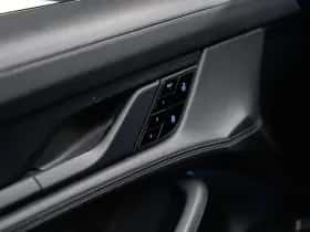 Porsche Taycan (2020) thumbnail 14