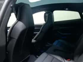 Porsche Taycan (2020) thumbnail 18