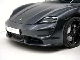 Porsche Taycan (2020) thumbnail 25