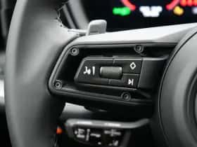 Porsche Cayenne (0) thumbnail 37