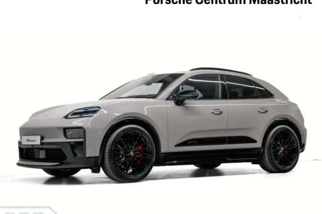 Porsche Macan (2026) thumbnail 1