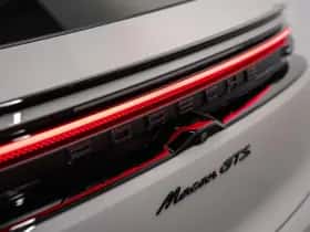 Porsche Macan (0) thumbnail 18
