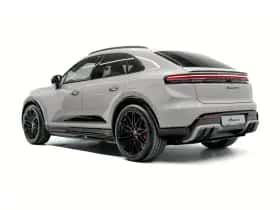 Porsche Macan (0) thumbnail 3