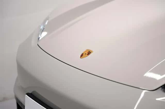 Porsche Macan (2026) thumbnail 6