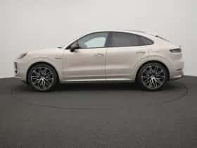Porsche Cayenne (0) thumbnail 2