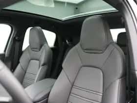 Porsche Cayenne (0) thumbnail 18
