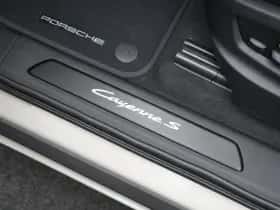 Porsche Cayenne (0) thumbnail 31