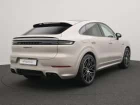 Porsche Cayenne (0) thumbnail 5