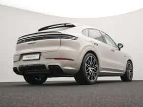 Porsche Cayenne (0) thumbnail 10