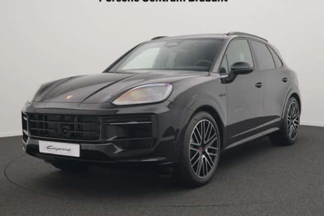 Porsche Cayenne (2026) thumbnail 1