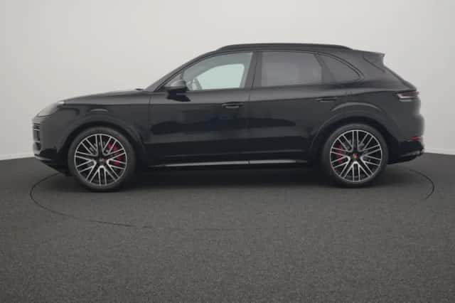 Porsche Cayenne (2026) thumbnail 2