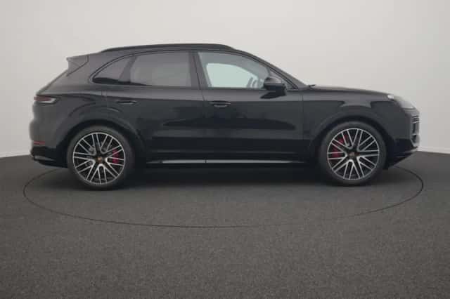 Porsche Cayenne (2026) thumbnail 6