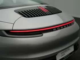 Porsche 911 (2021) thumbnail 14