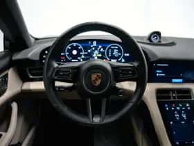 Porsche Taycan (2024) thumbnail 26