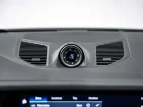 Porsche Cayenne (2024) thumbnail 28