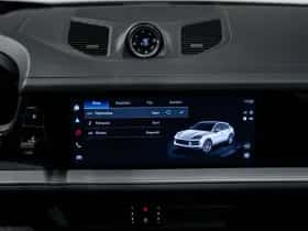 Porsche Cayenne (2024) thumbnail 29
