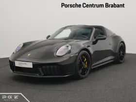 Porsche 911 (2025) thumbnail 1