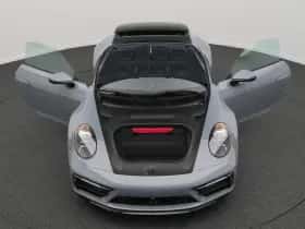 Porsche 911 (2024) thumbnail 11