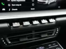 Porsche 911 (2024) thumbnail 24