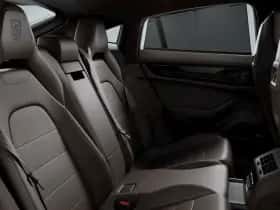 Porsche Panamera (0) thumbnail 8
