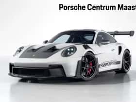 Porsche 911 (2023)