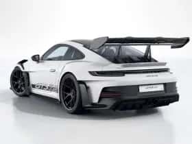 Porsche 911 (2023) thumbnail 3