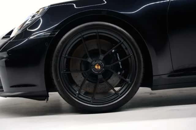 Porsche 911 (2026) thumbnail 5