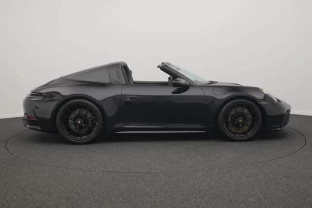 Porsche 911 (2026) thumbnail 6