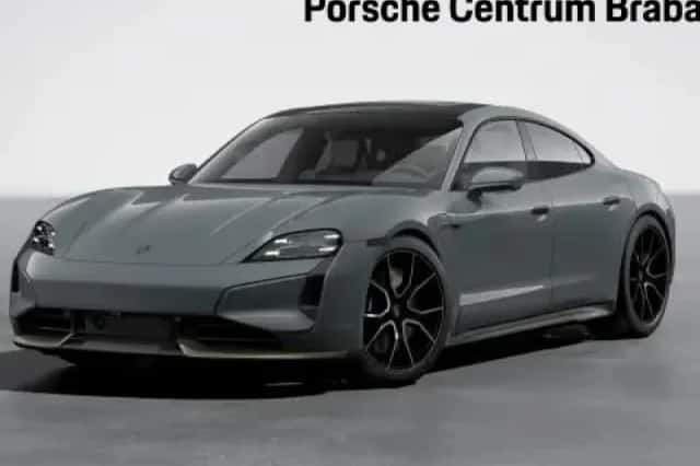 Porsche Taycan (2024) thumbnail 1