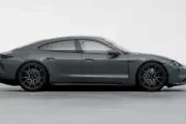 Porsche Taycan (2024) thumbnail 6