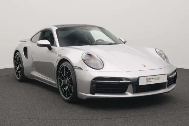 Porsche 911 (2020) thumbnail 6