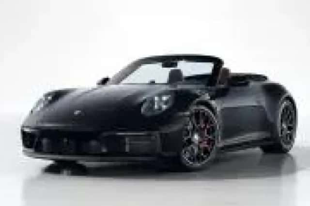Porsche 911 (2022) thumbnail 1