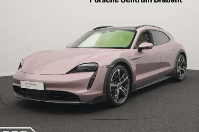 Porsche Taycan (2022) thumbnail 1