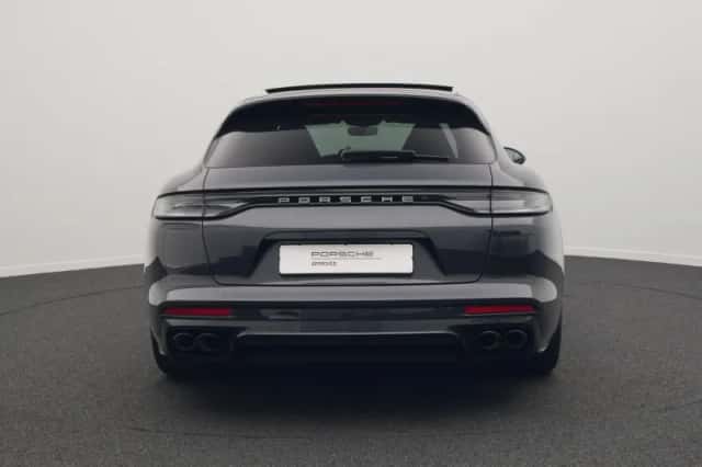 Porsche Panamera (2023) thumbnail 4