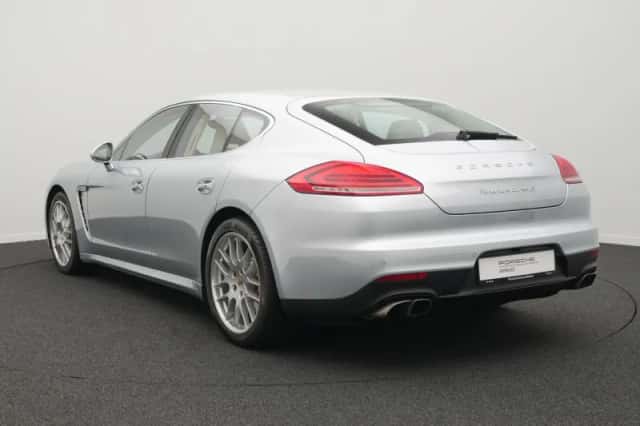 Porsche Panamera (2014) thumbnail 3