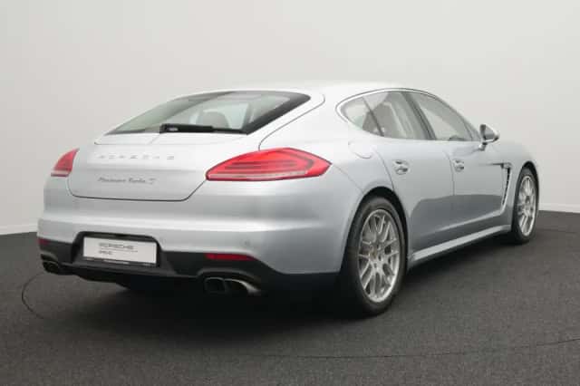 Porsche Panamera (2014) thumbnail 5