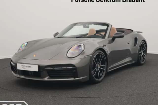 Porsche 911 (2022) thumbnail 1