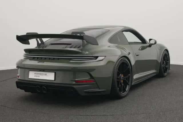 Porsche 911 (2021) thumbnail 5