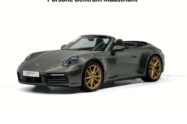 Porsche 911 (2024) thumbnail 1