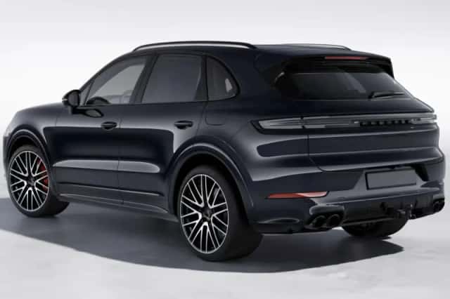 Porsche Cayenne (2024) thumbnail 3