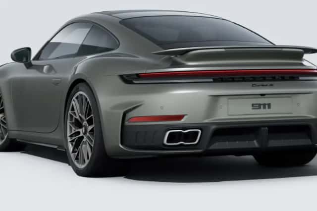 Porsche 911 (2026) thumbnail 3
