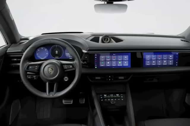 Porsche Macan (2025) thumbnail 4